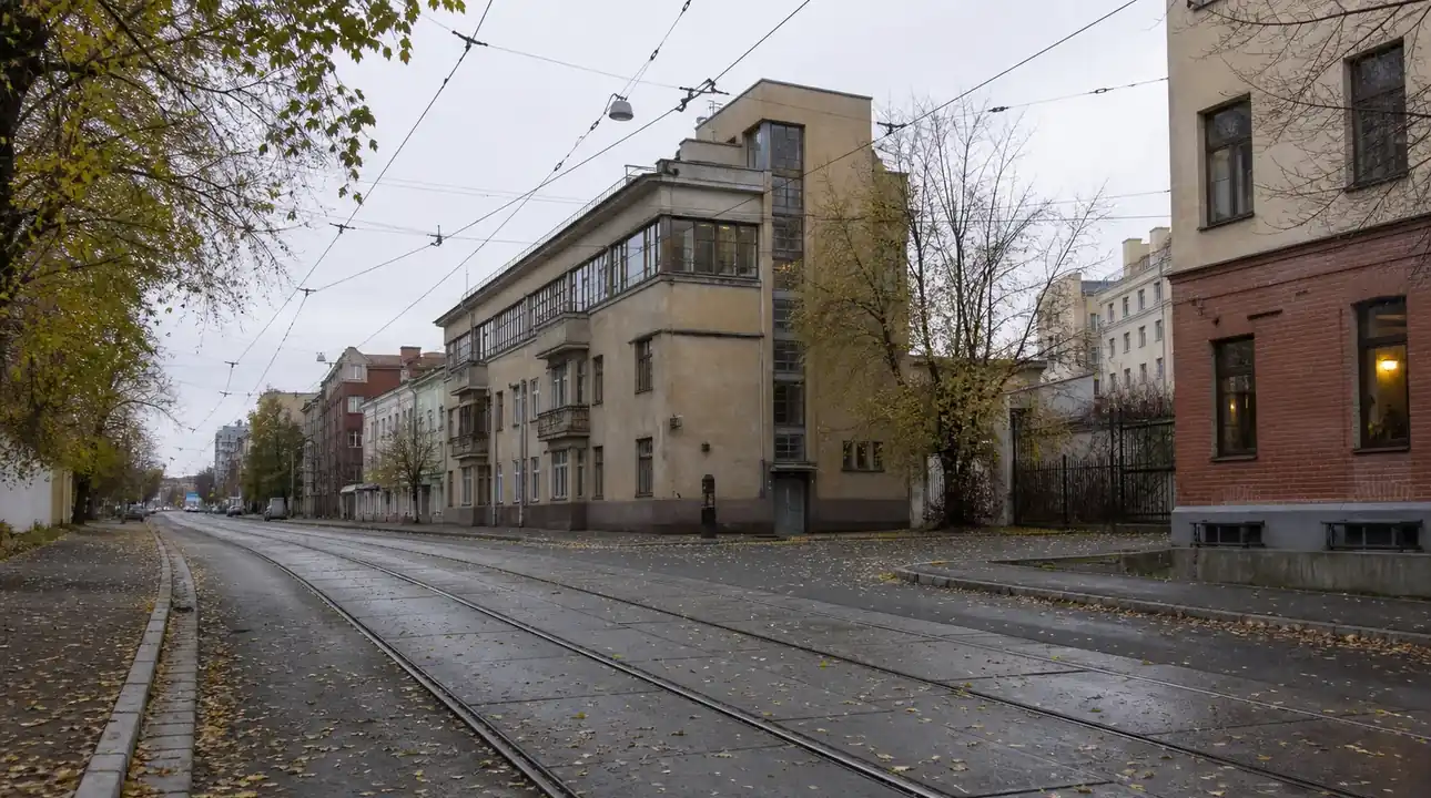 В Екатеринбурге закрыли для пешеходов улицу Вайнера