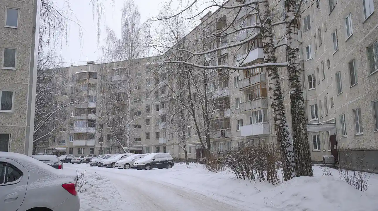 В Екатеринбурге снесут многоквартирный дом на Малышева